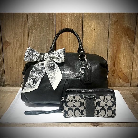 Coach. 4 Piece Set: Ashley Satchel with Free Wristlet, Twilly Scarf & Dust Bag. - Picture 1 of 16
